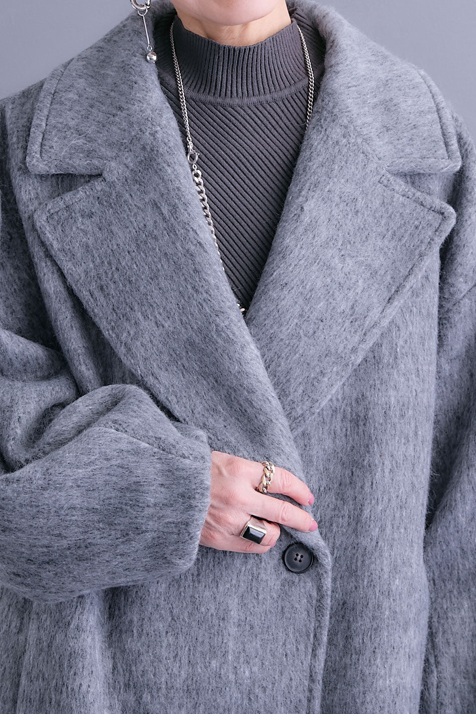 【SET】アシンメトリーオーバーニット+ワイドラペルコクーンスリーブシャギーコート+アシンメトリープリーツスカート(3set)