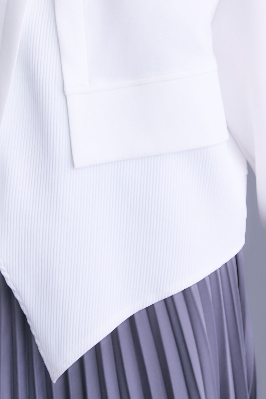 【SET】レイヤードデザインアシンメトリープルオーバー+アシンメトリープリーツスカート(2set)