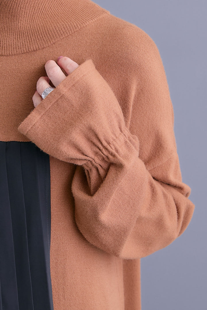 【予約】メタリックプリーツドッキングニットワンピース