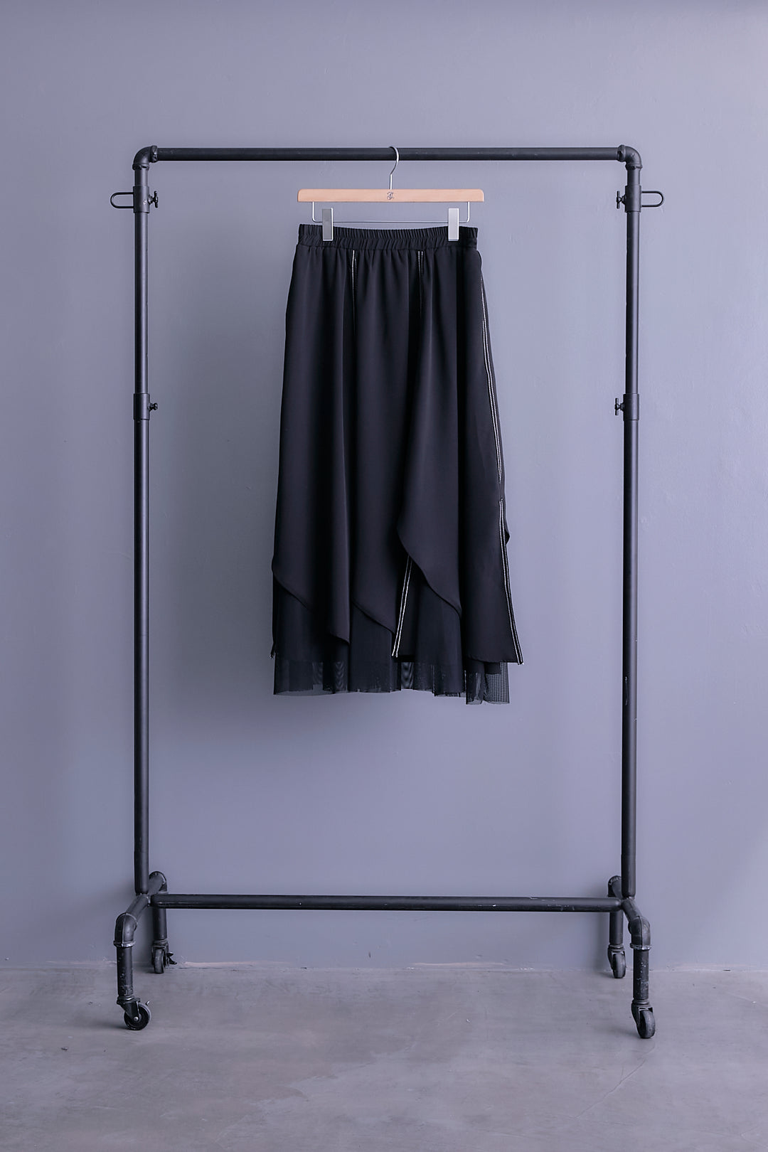 【SET】アシメリングZIPデザインプルオーバー+ステッチチュールレイヤードスカート(2set)