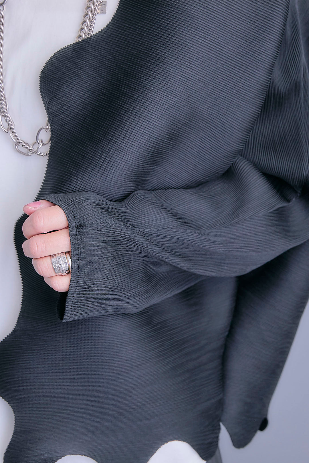 【予約】ウェーブラインプリーツカーディガン