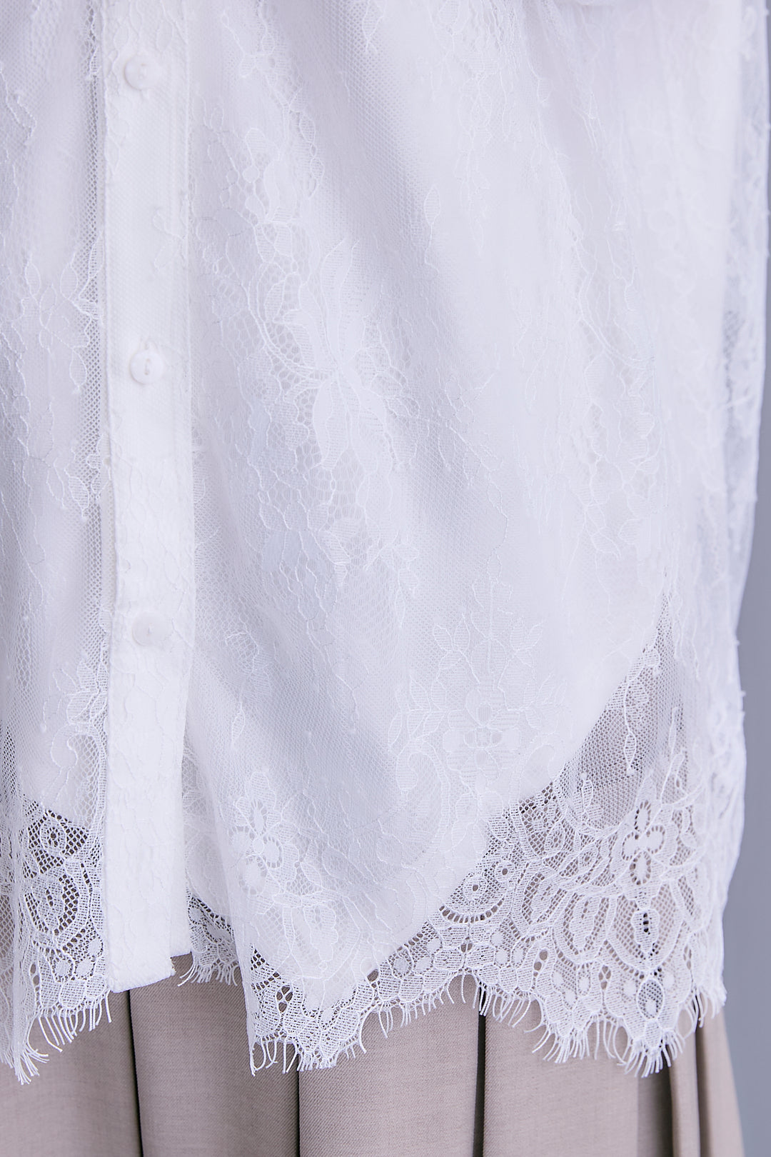 【予約】アイラッシュレースボリュームスリーブシャツ