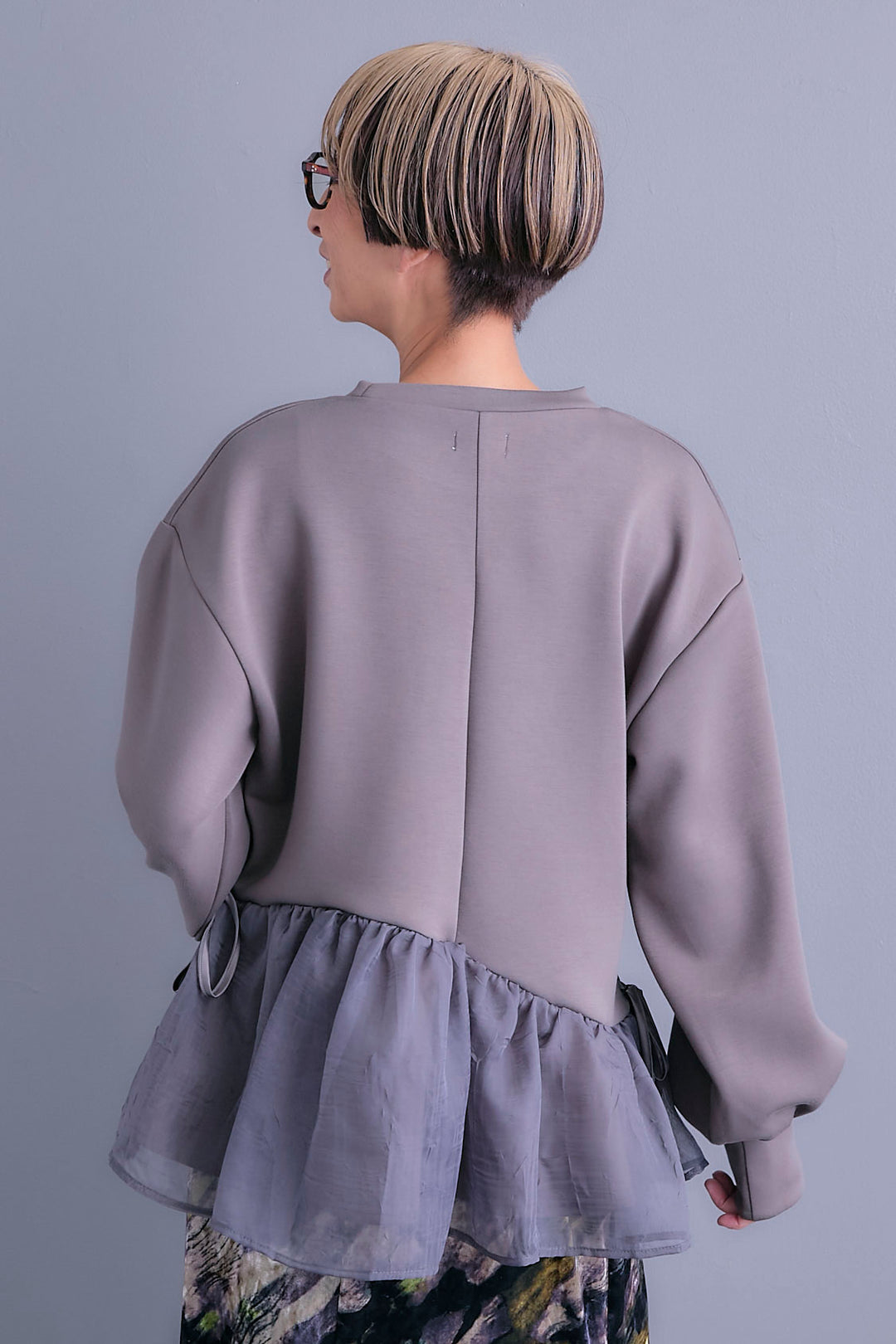 【SET】アシメペプラムオーガンジートップス+ベロアニュアンスアートスカート(2set)