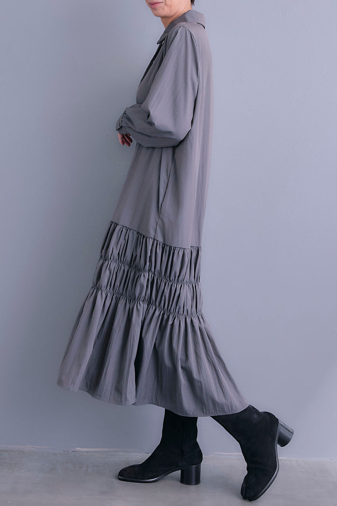 【予約】コードキーネックシャーリングデザインワンピース