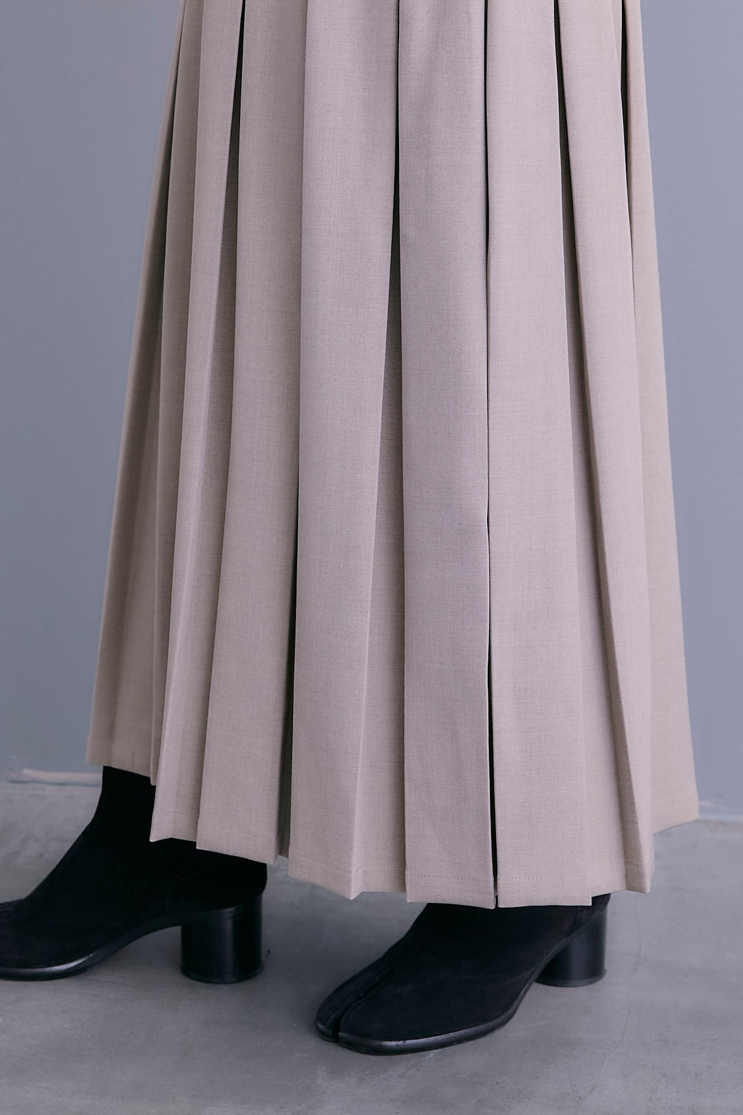 【予約】ボックスプリーツロングスカート