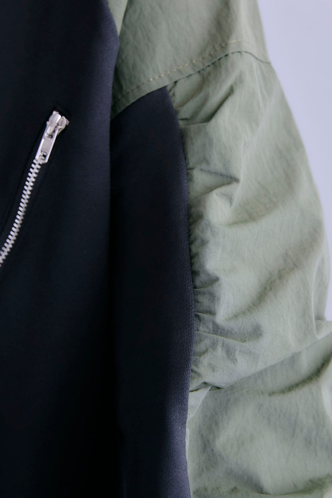 【SET】フロントZIPシャーリングスリーブトップス+プリーツタックデニムスカート(2set)