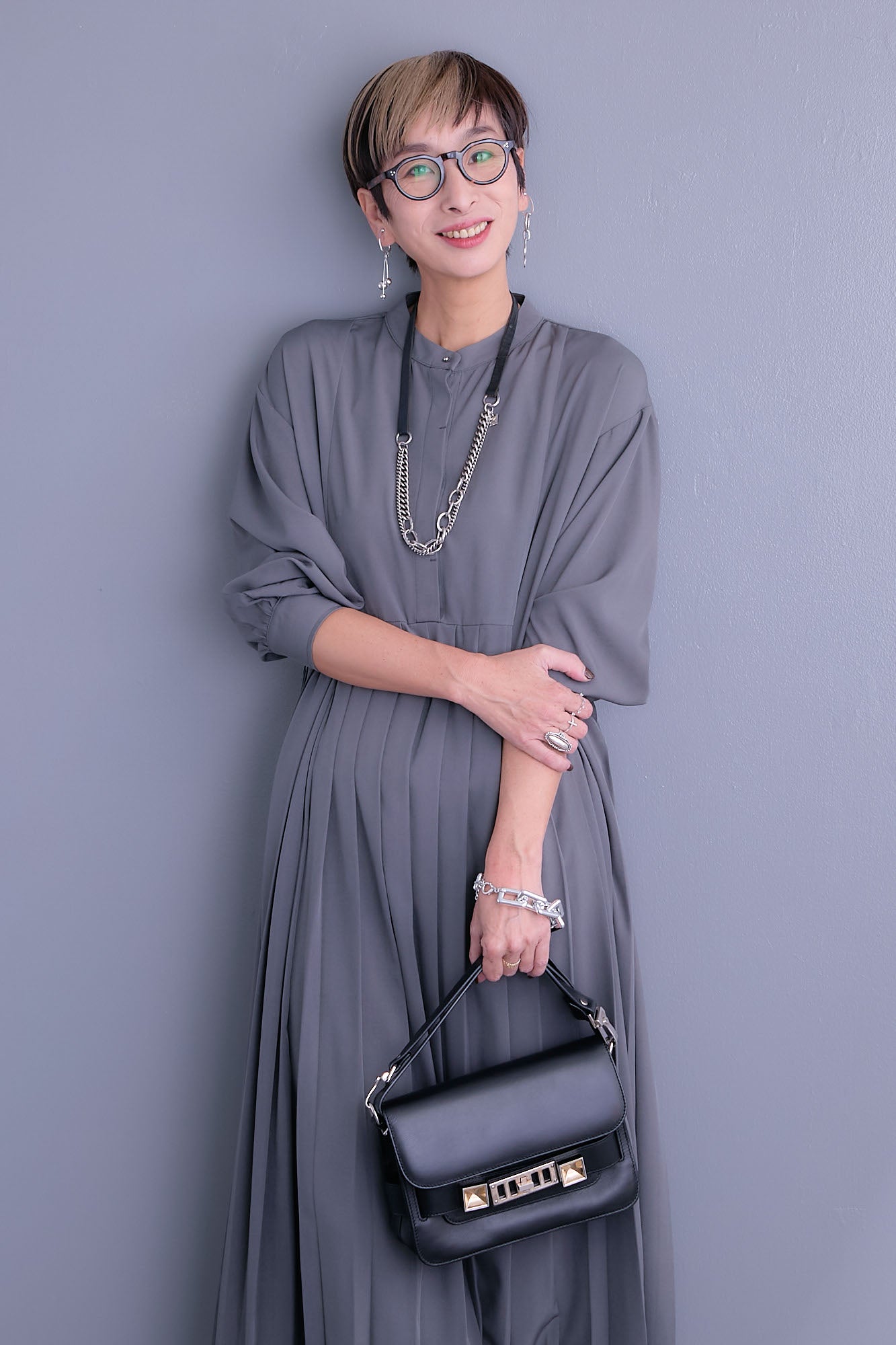 2026新作】イレギュラープリーツワンピース – AIJAN