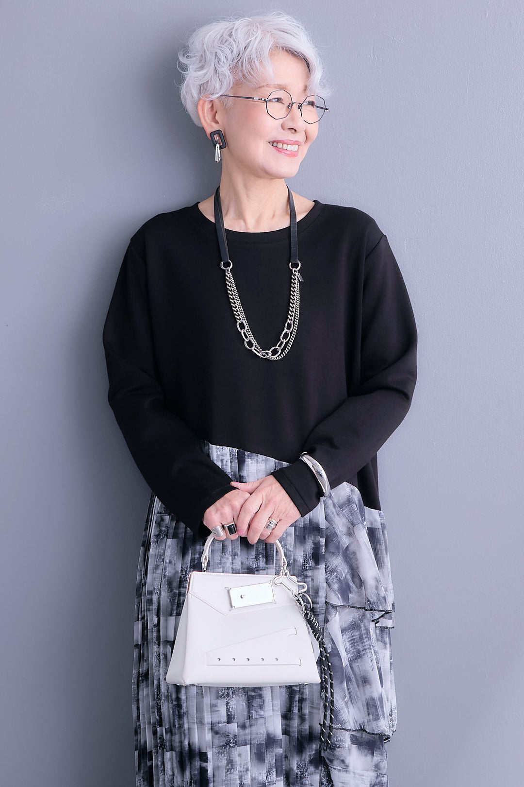 【予約】アシメフラワープリーツドッキングワンピース