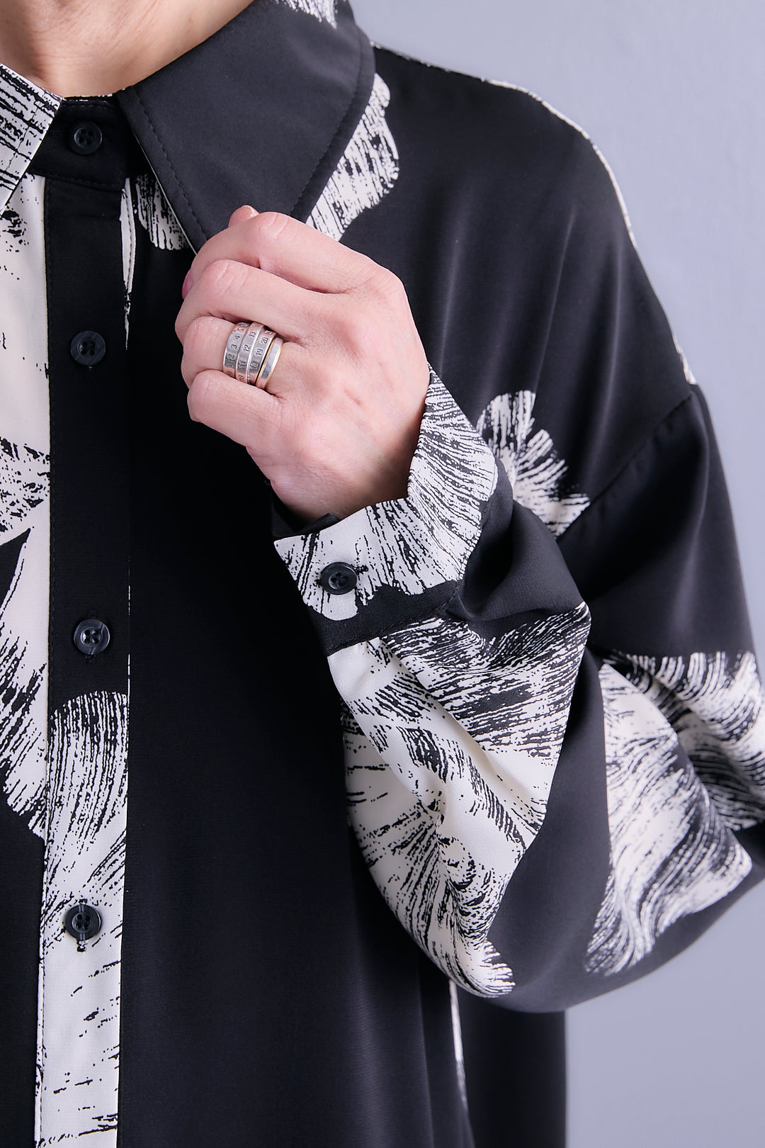 【SET】モノトーンフラワーアートシャツワンピース+ヘムレースワイドペチパンツ(2set)