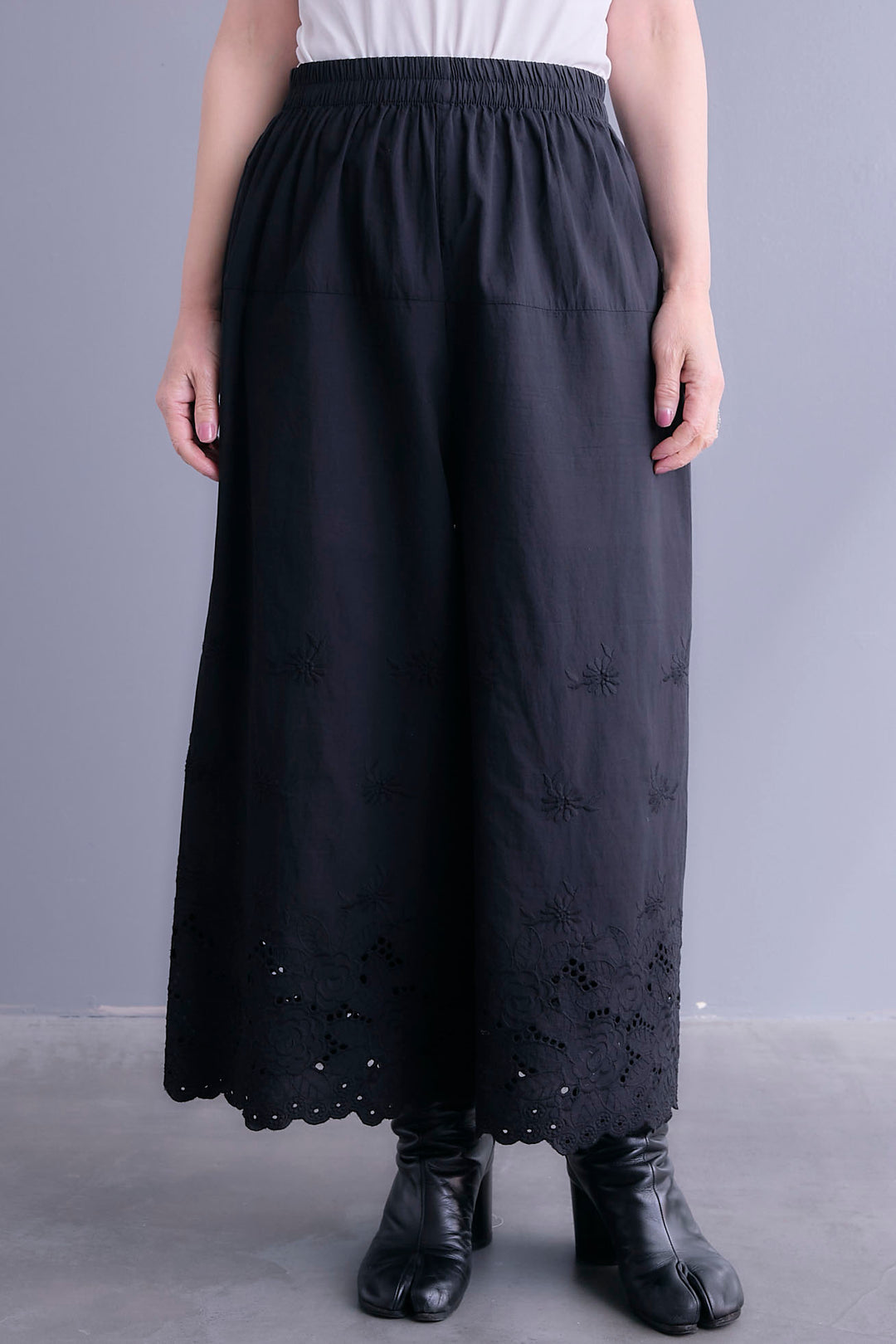 【SET】Vネックリラックスシルエットワンピース+ヘムレースワイドペチパンツ(2set)