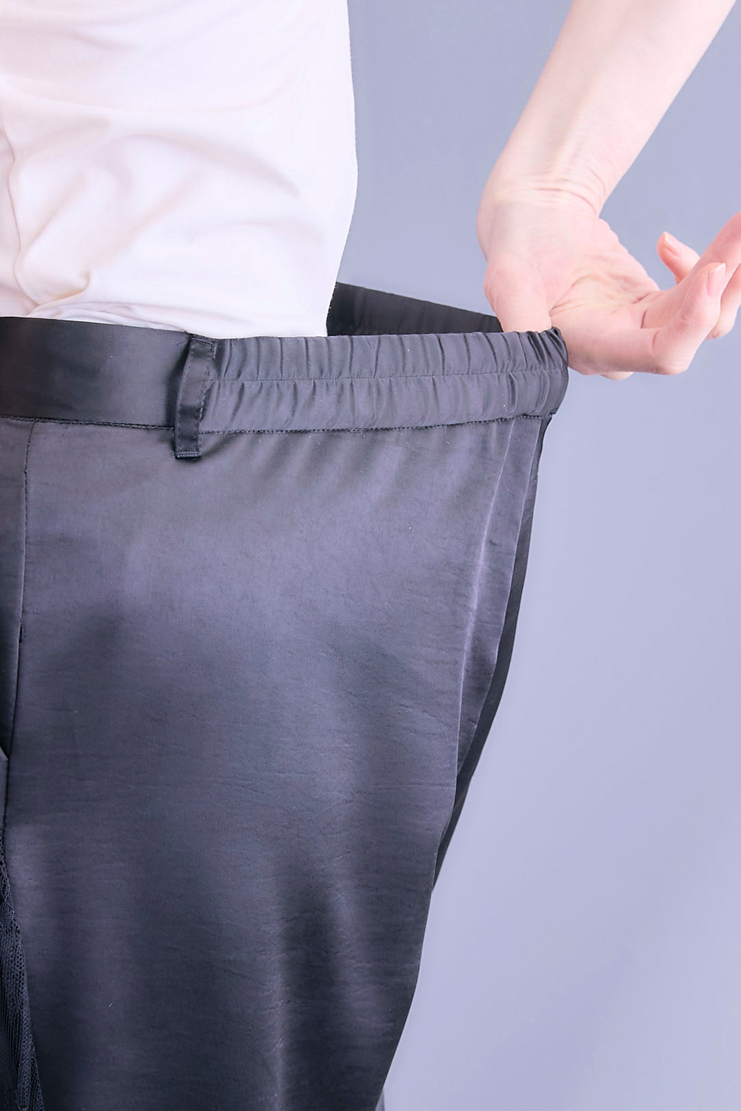 【予約】ヘムレース×サテンタックパンツ