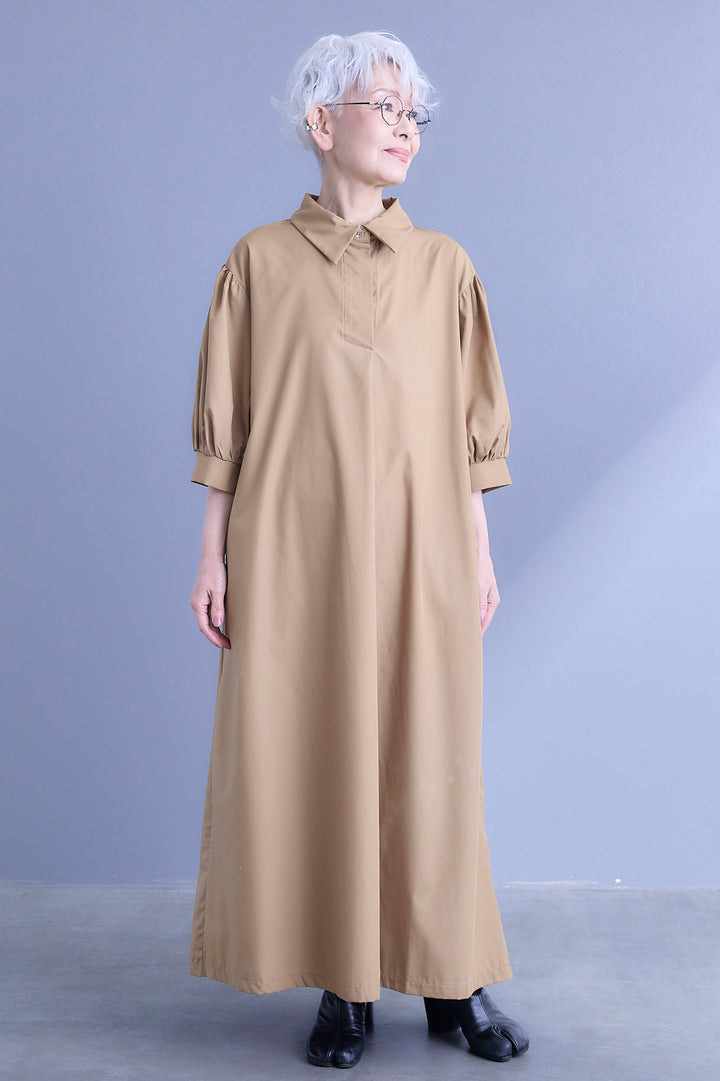 【予約】バックロゴエンブロイダリーボリュームスリーブシャツワンピース