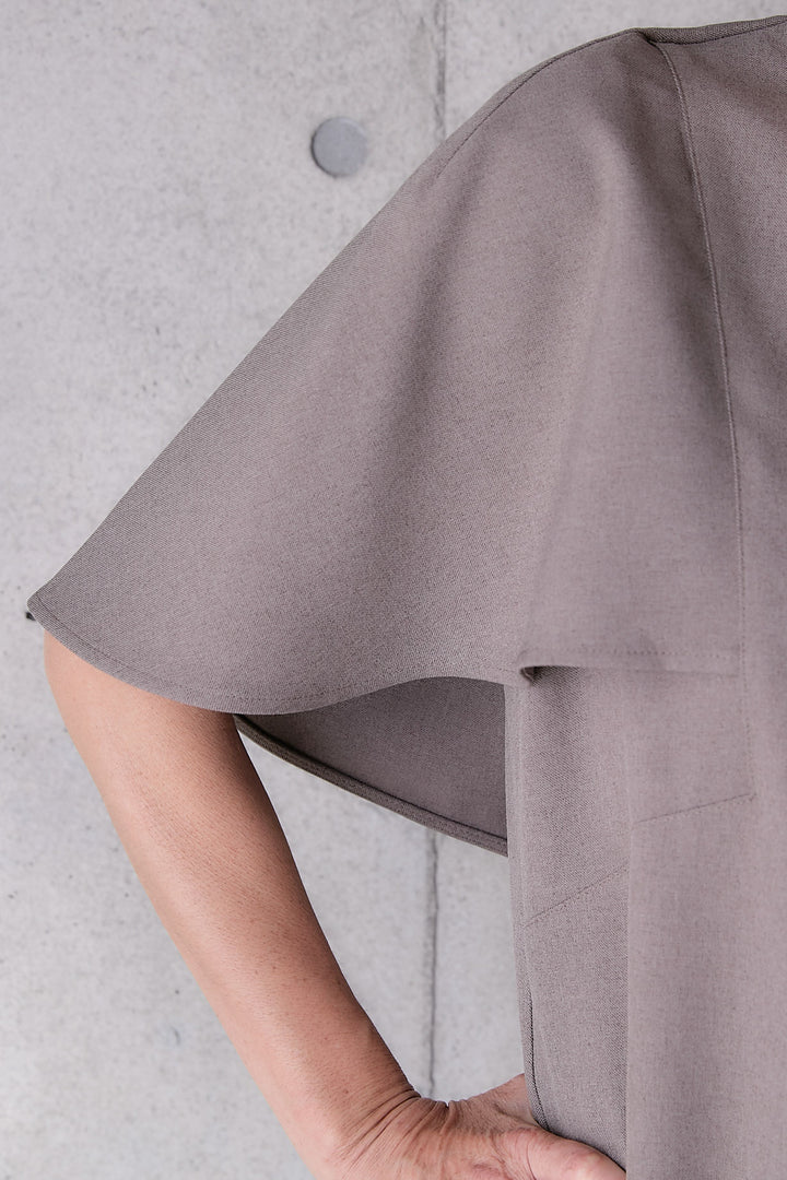 【予約】リネンタッチケープデザインワンピース