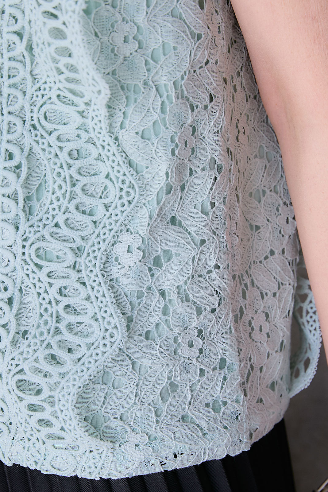 【SET】接触冷感スタンドカラーフレンチスリーブレースブラウス+アシンメトリープリーツスカート(2set)