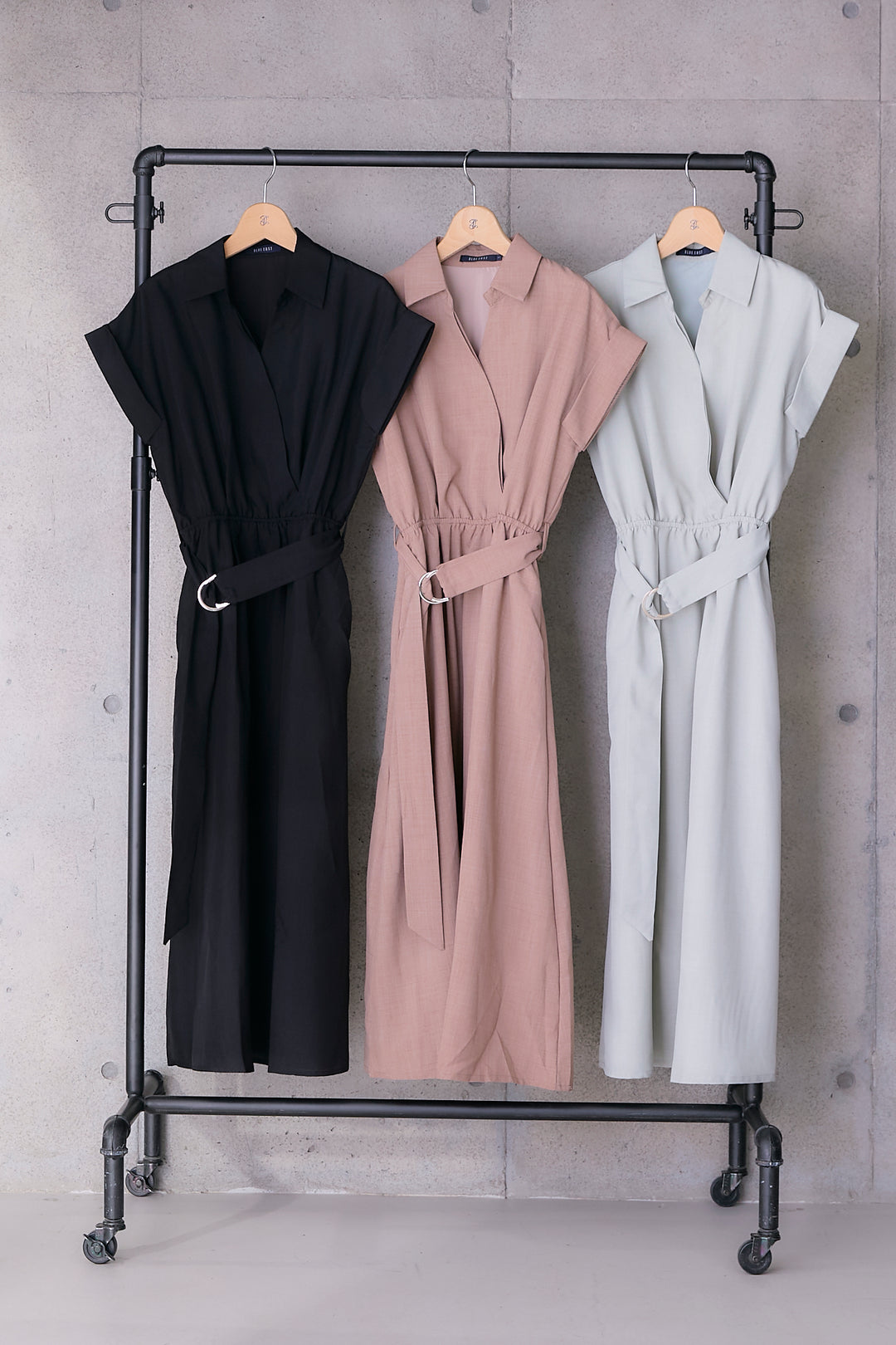 【予約】ロールアップスキッパーカシュクールワンピース
