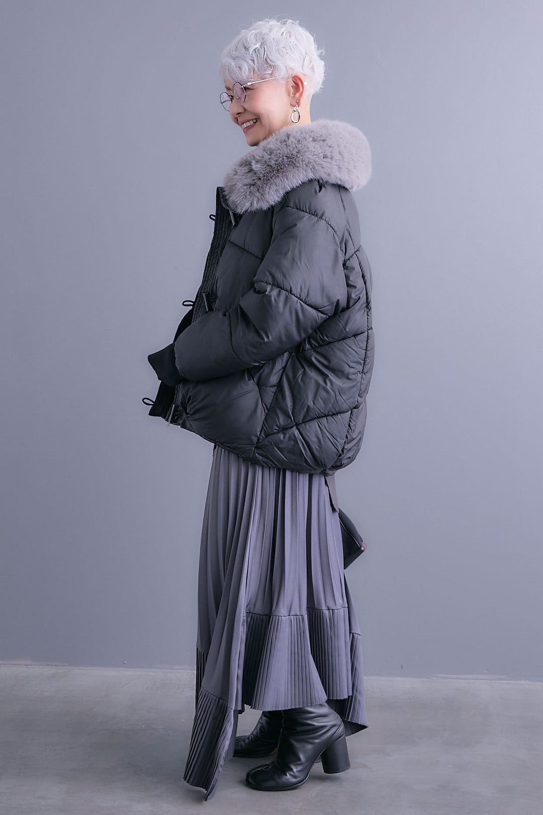 【SET】アシンメトリーオーバーニット+ファーカラーパディングコート+アシンメトリープリーツスカート(3set)