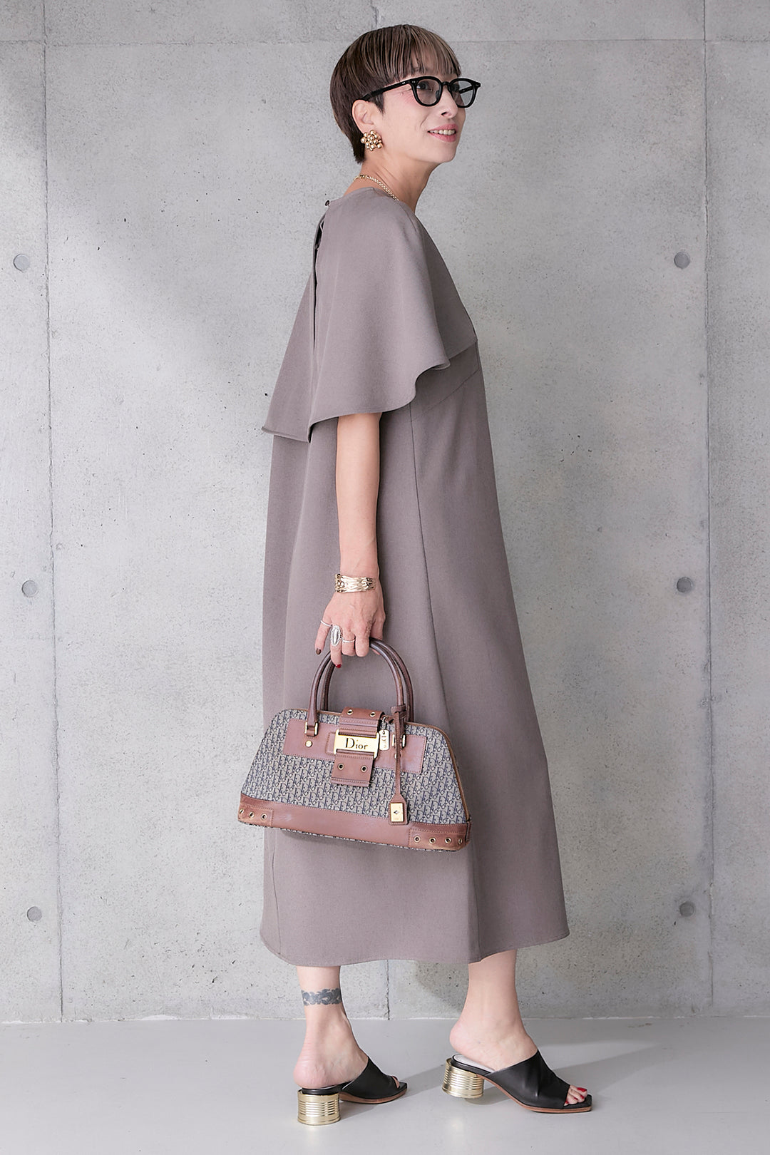 【予約】リネンタッチケープデザインワンピース