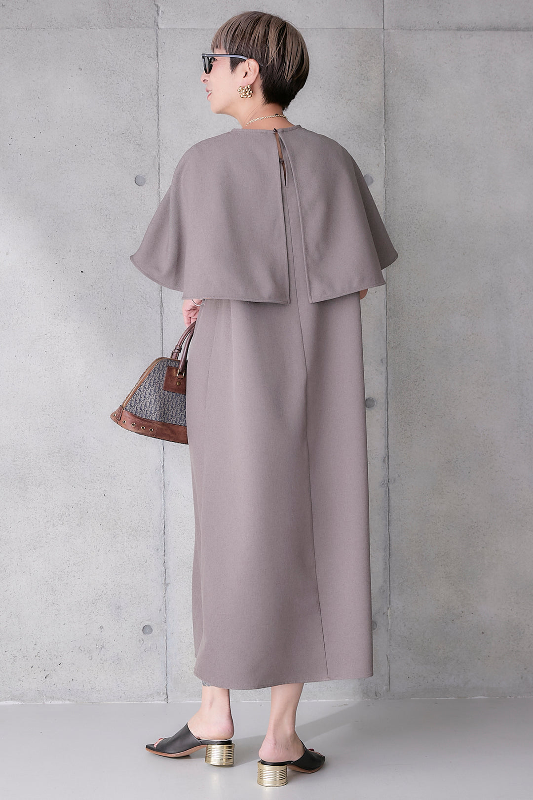 【予約】リネンタッチケープデザインワンピース