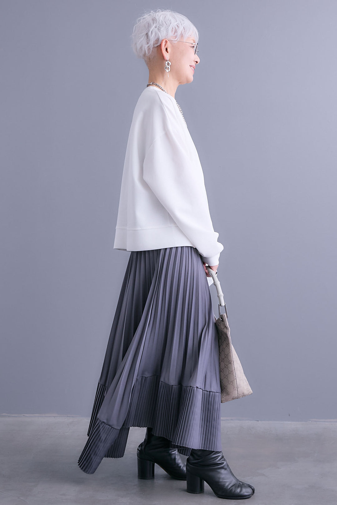 【SET】レイヤードデザインアシンメトリープルオーバー+アシンメトリープリーツスカート(2set)