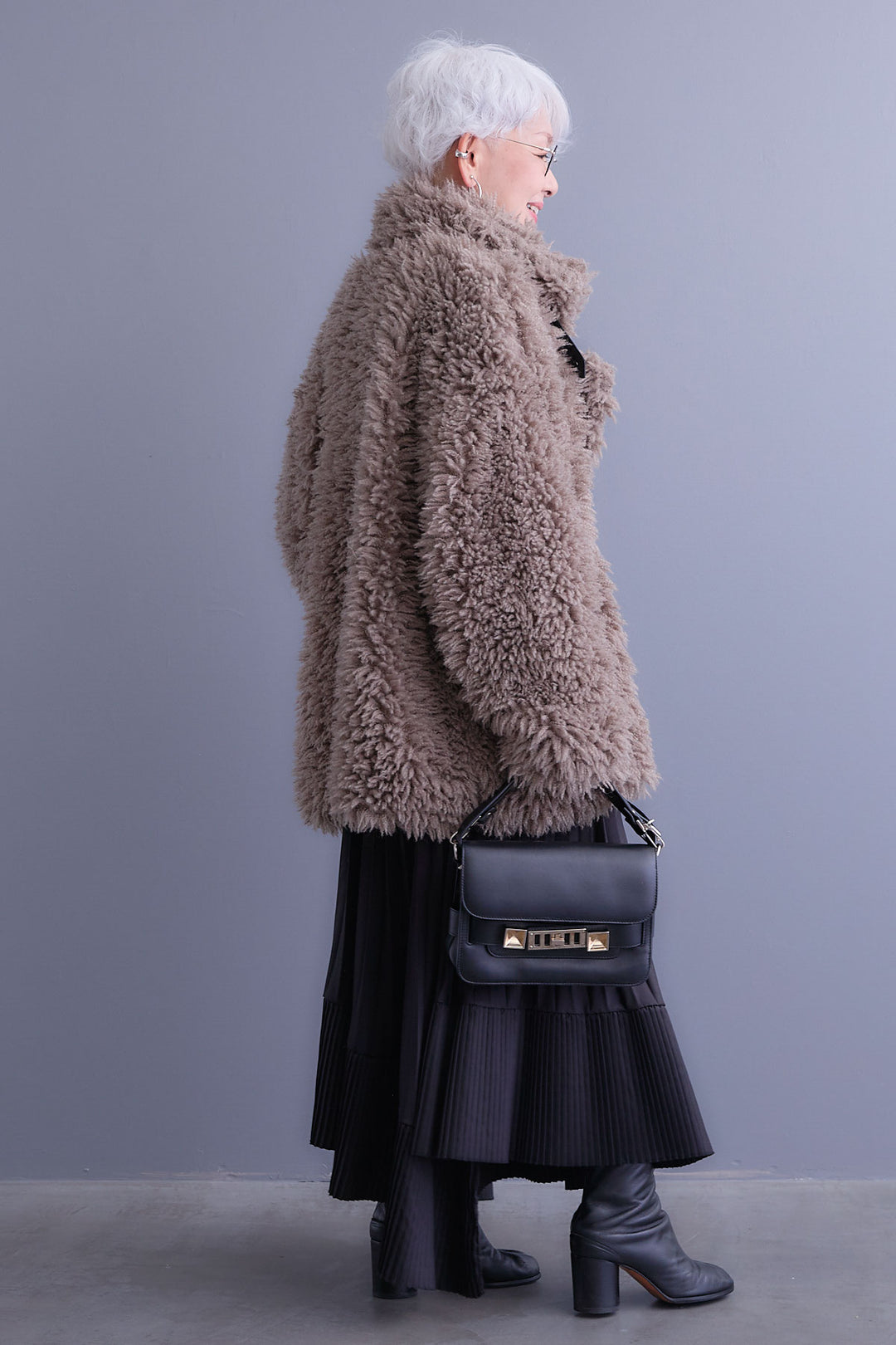 【SET】アシンメトリーロンT+プードルボア2WAYカラーコート+アシンメトリープリーツスカート(3set)