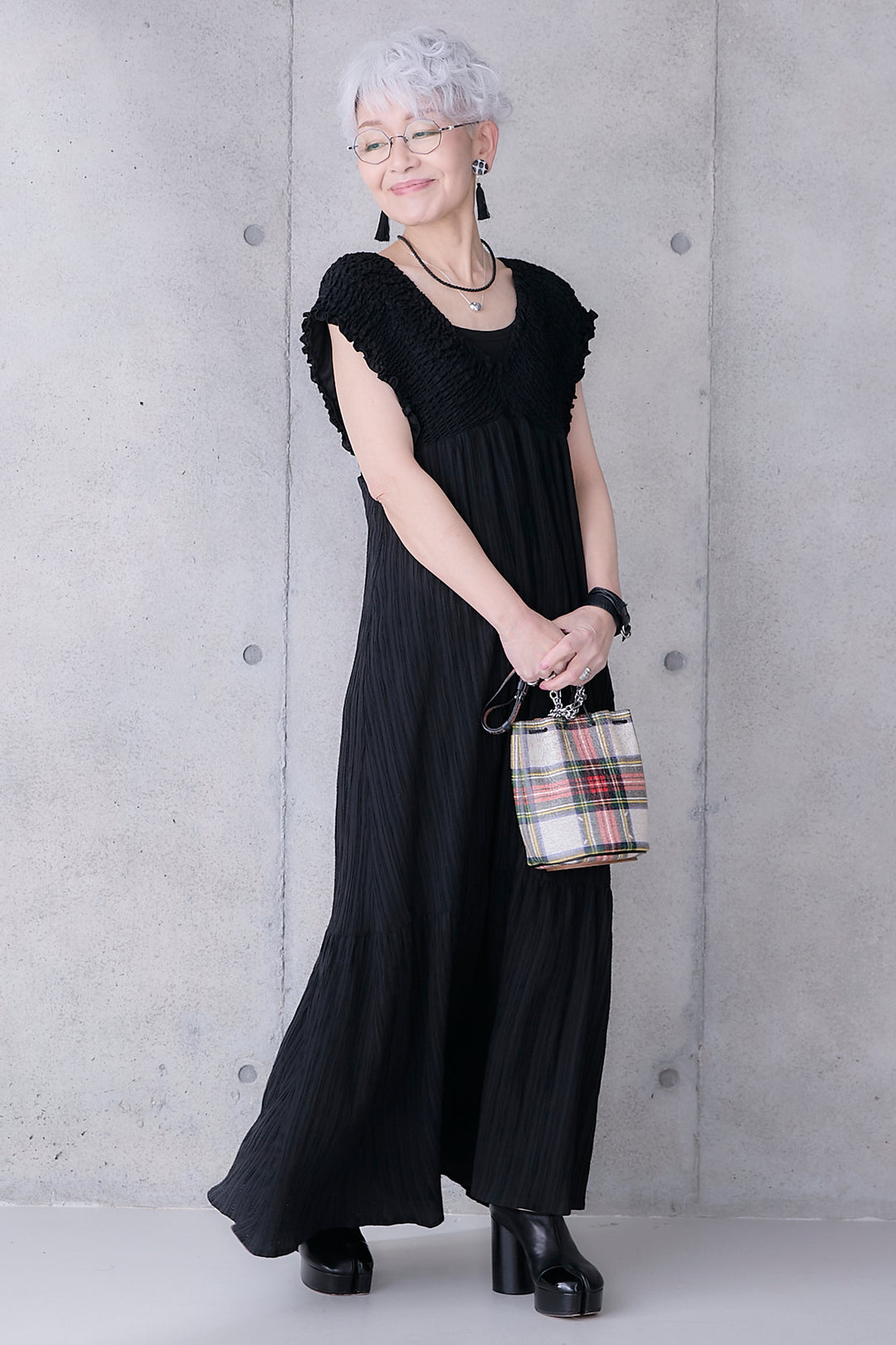 【予約】シャーリングストライプジャガードワンピース