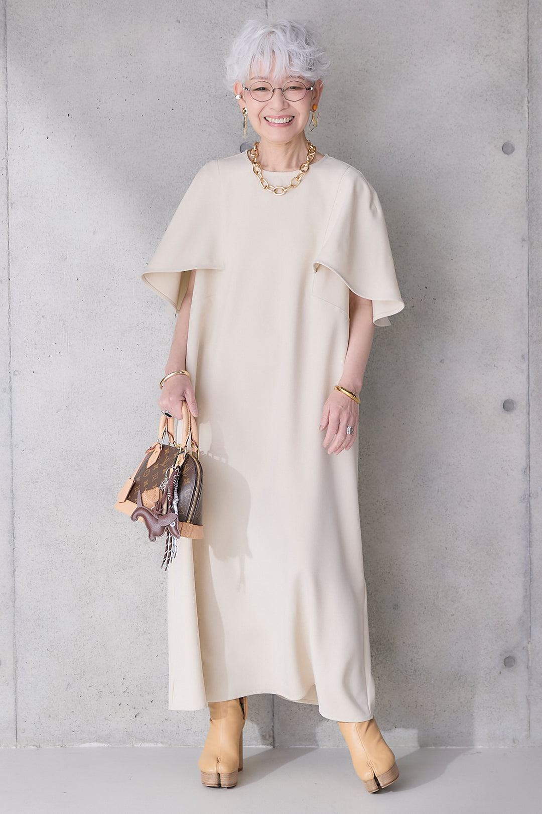 【予約】リネンタッチケープデザインワンピース