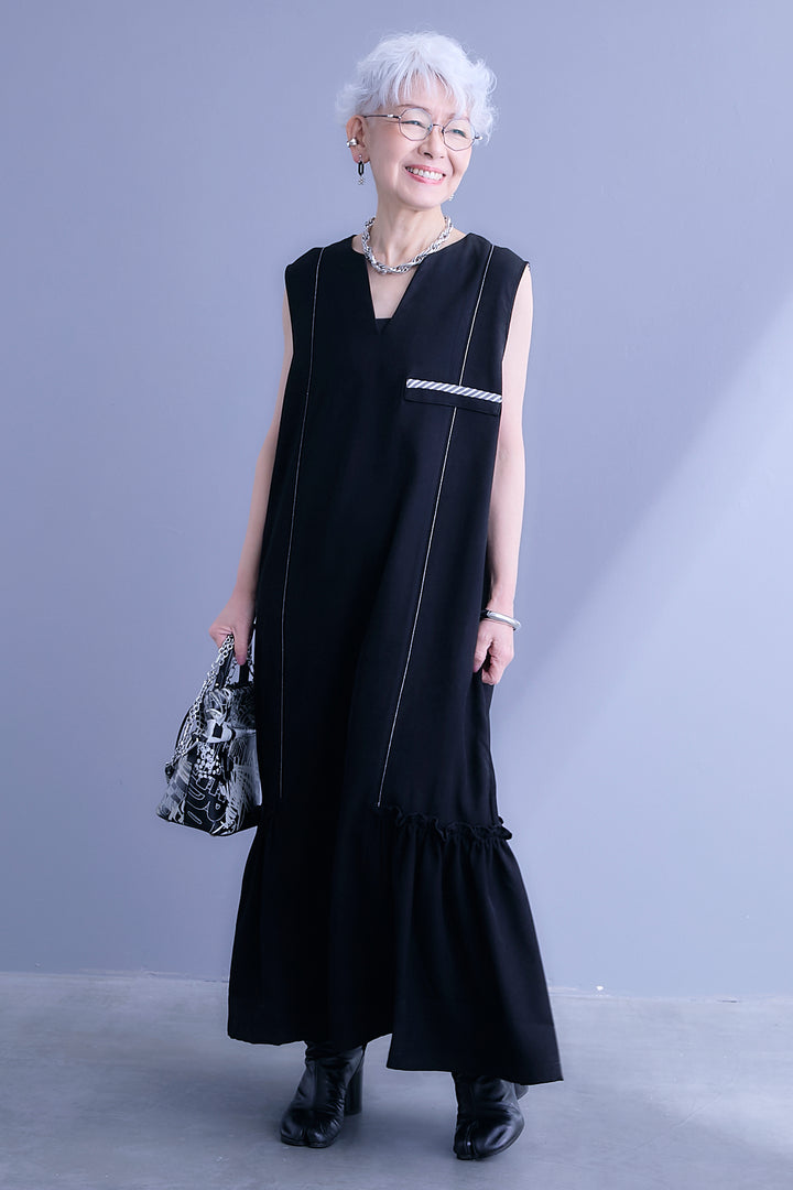 【予約】パイピングデザインスキッパーノースリーブワンピース