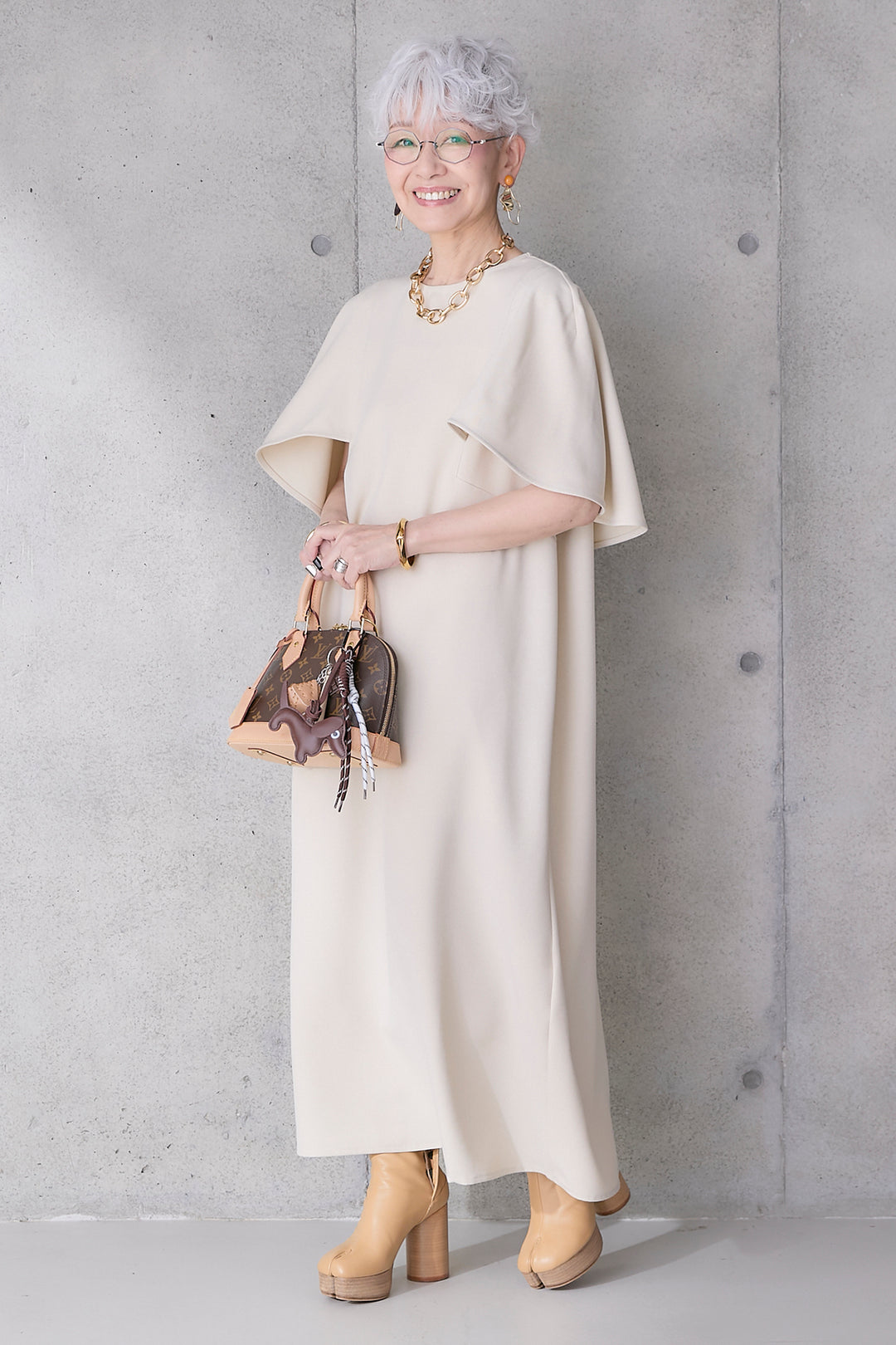 【予約】リネンタッチケープデザインワンピース