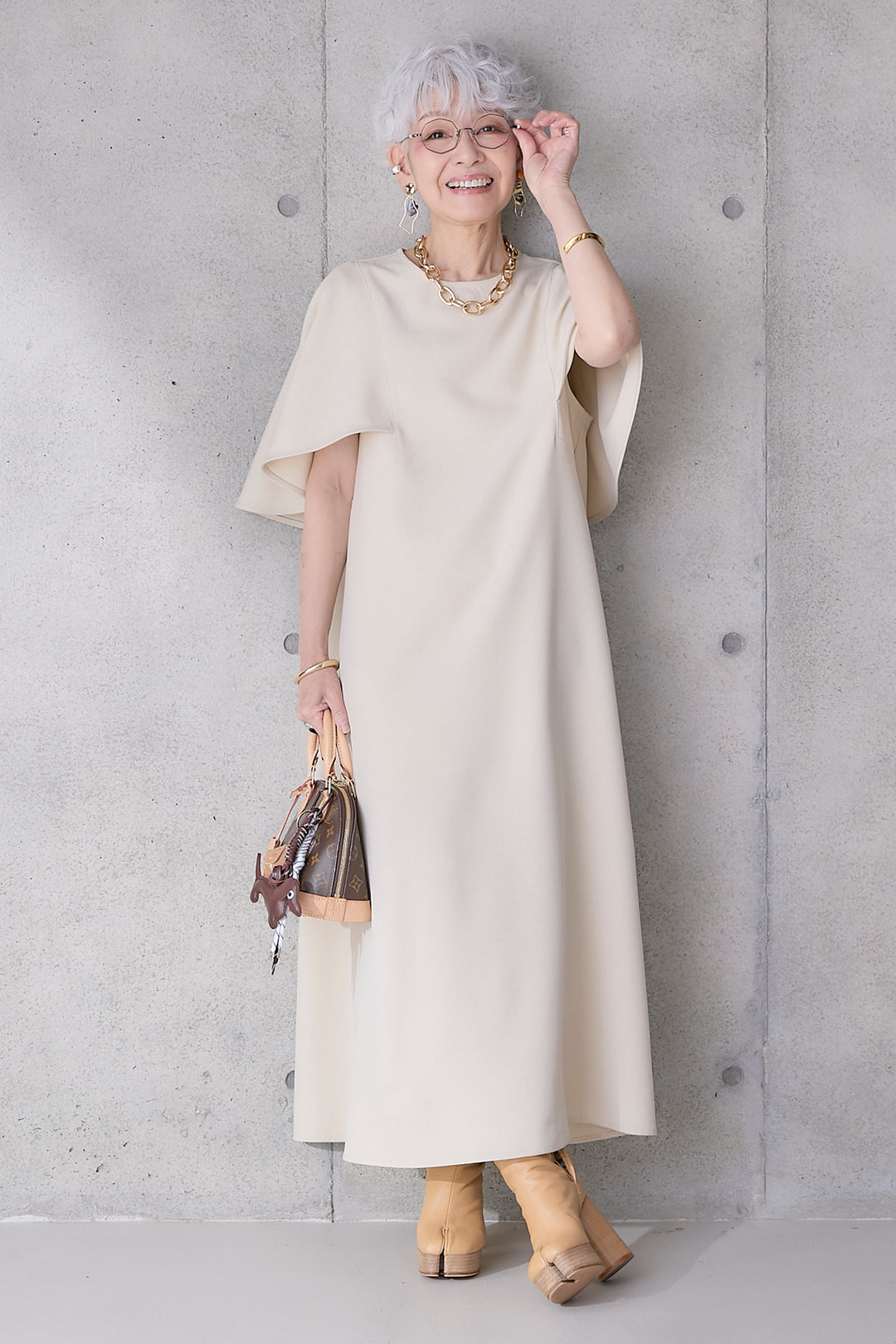 【予約】リネンタッチケープデザインワンピース