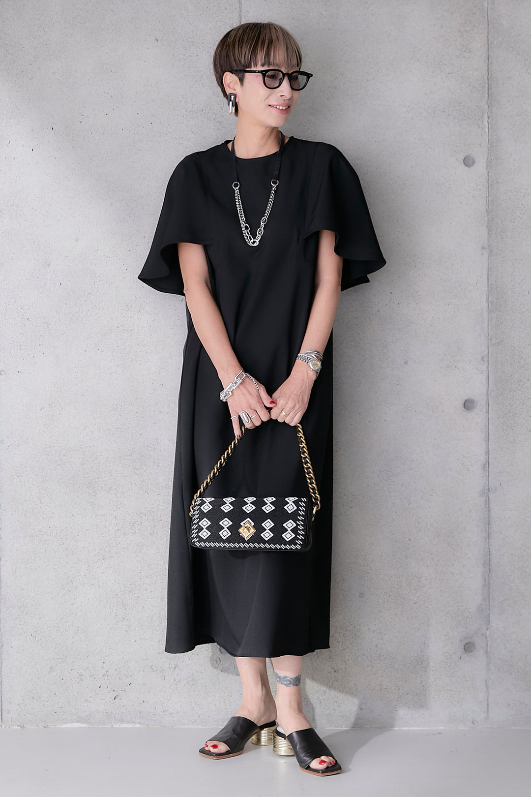 【予約】リネンタッチケープデザインワンピース