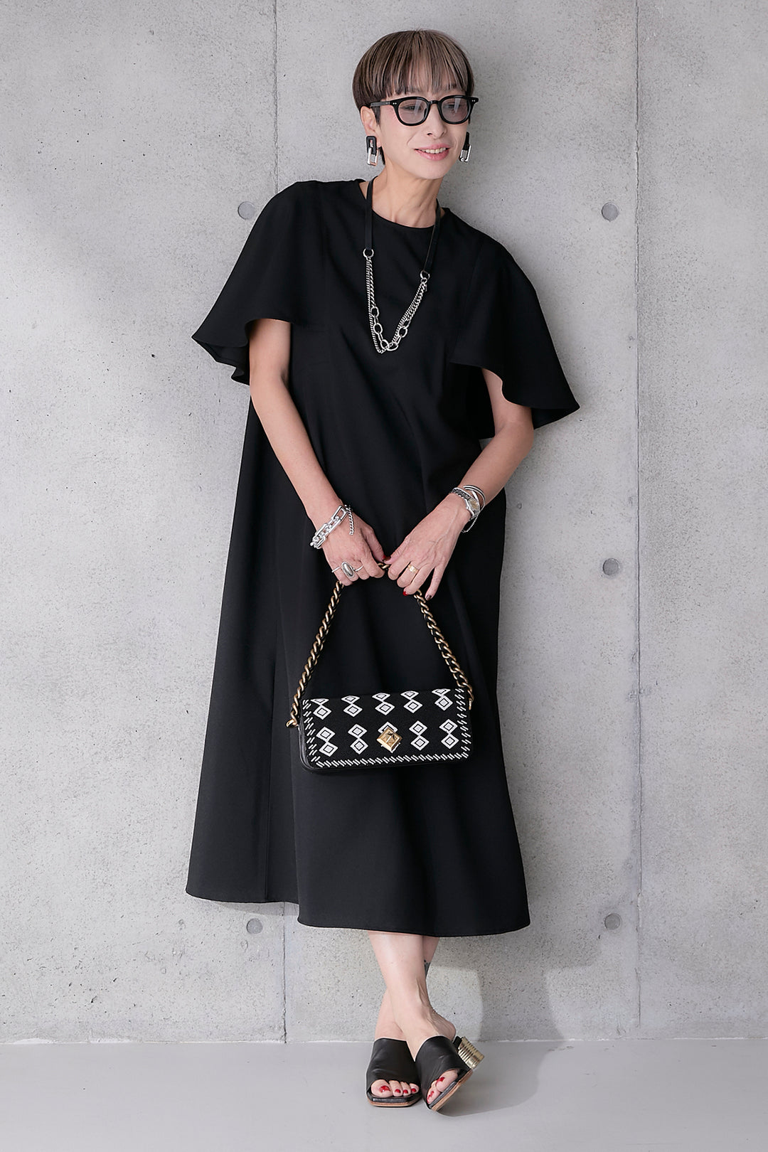 【予約】リネンタッチケープデザインワンピース