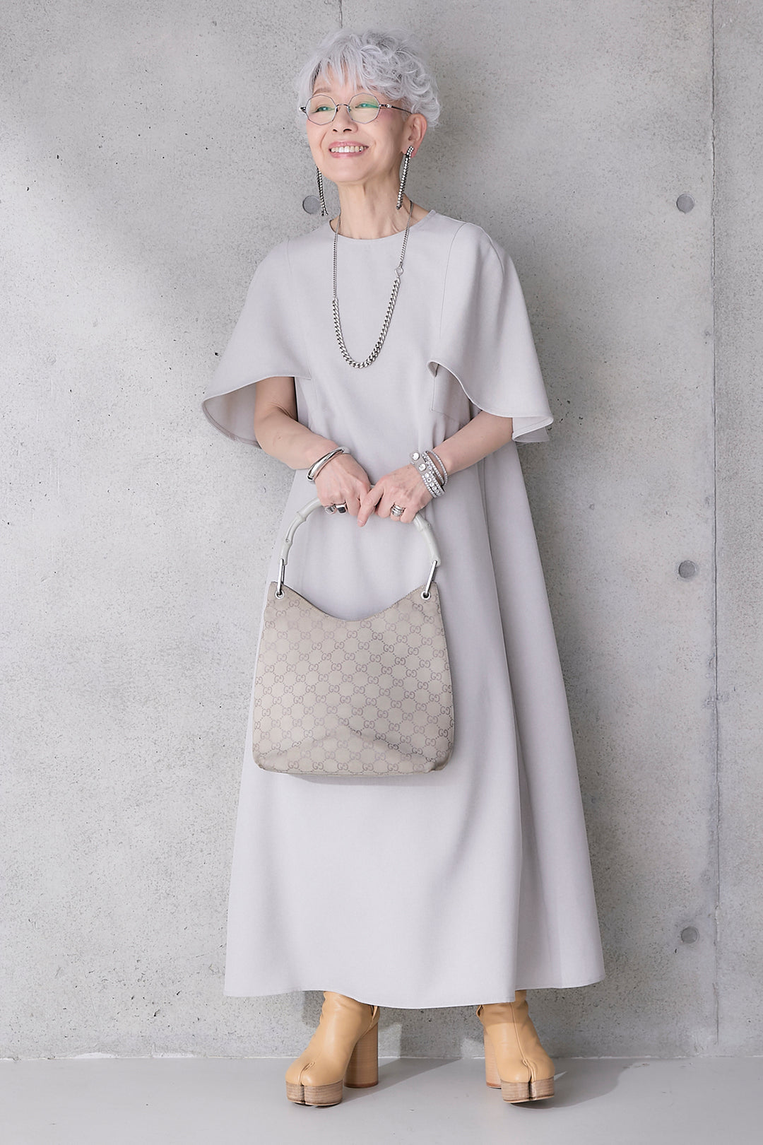 【予約】リネンタッチケープデザインワンピース