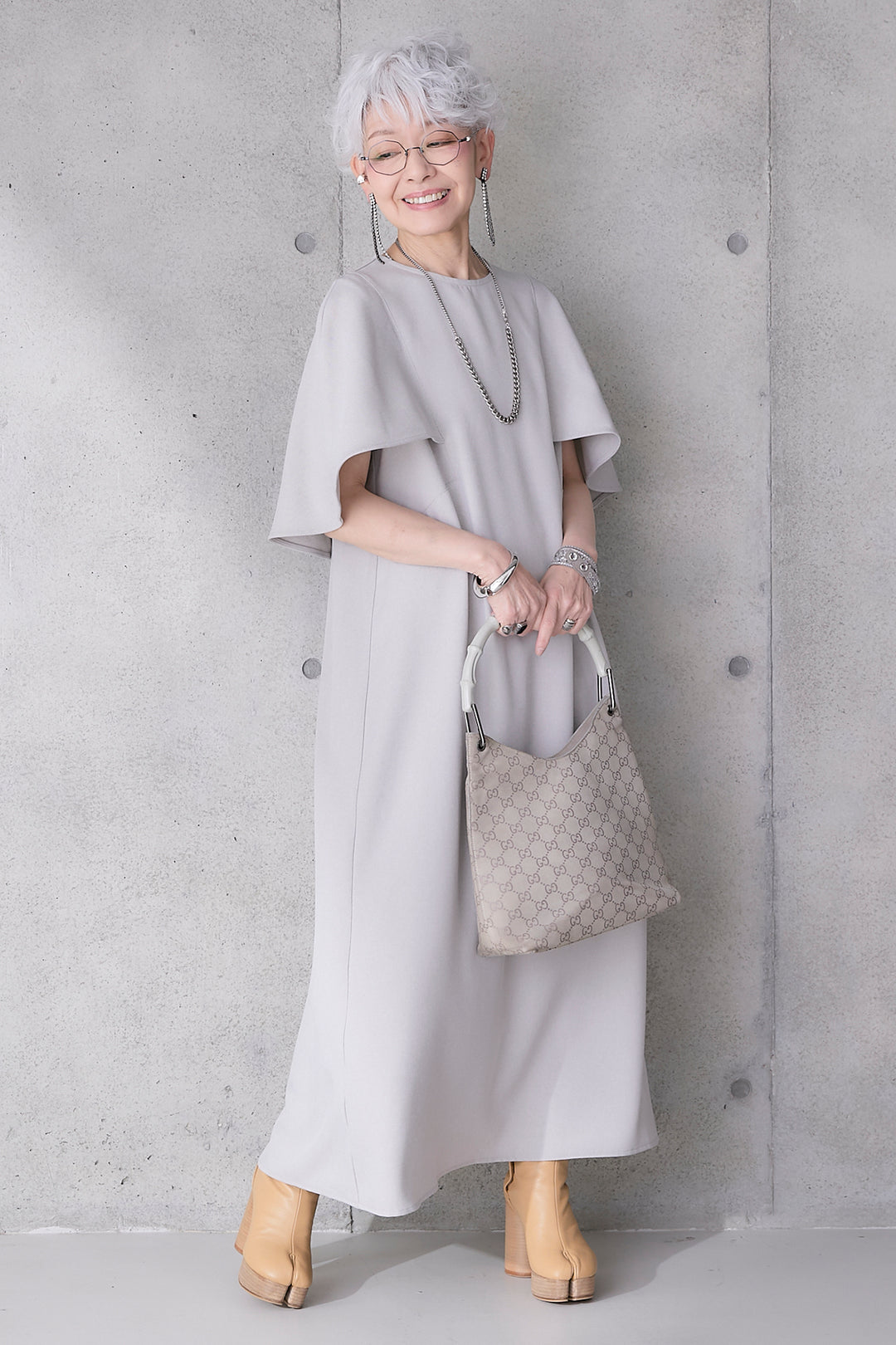 【予約】リネンタッチケープデザインワンピース