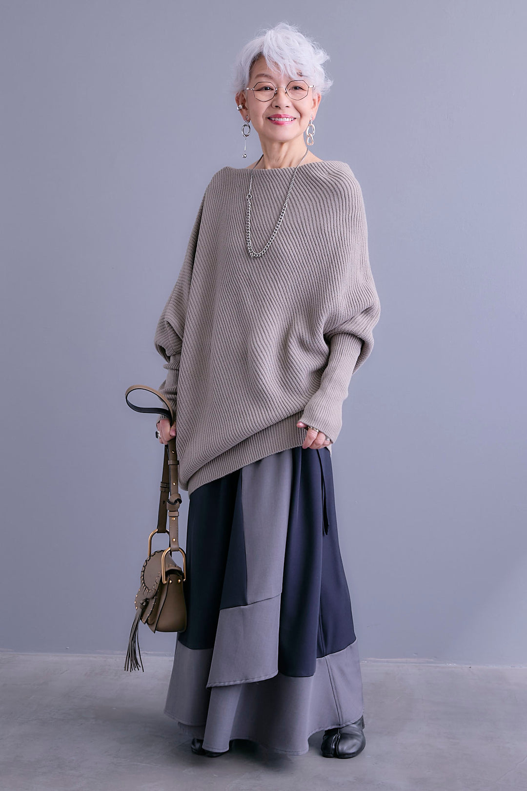 【予約】アシンメトリーボートネックドルマンニット