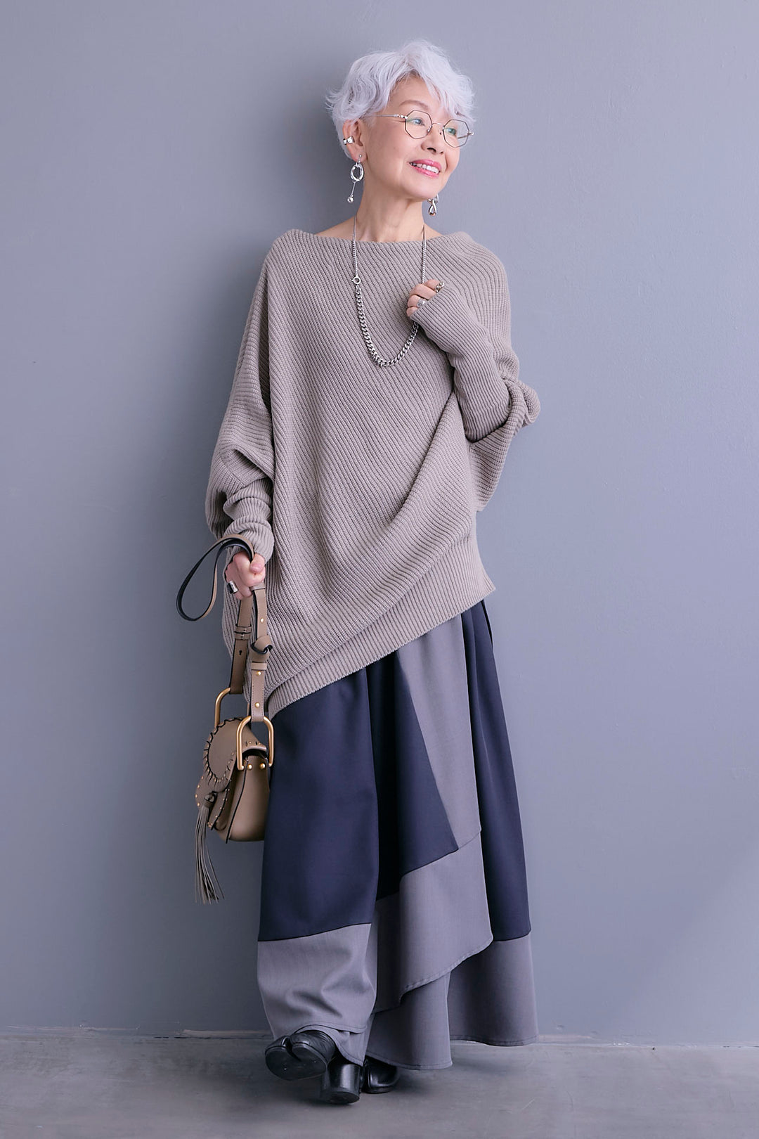 【予約】アシンメトリーボートネックドルマンニット