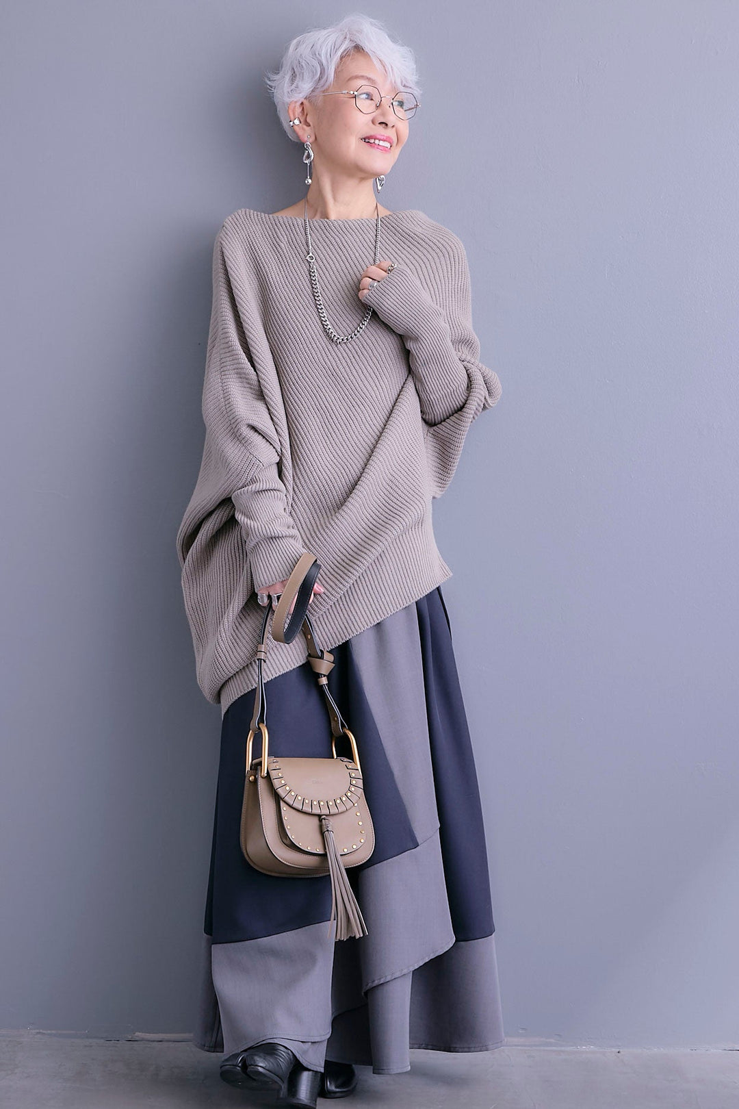 【予約】アシンメトリーボートネックドルマンニット