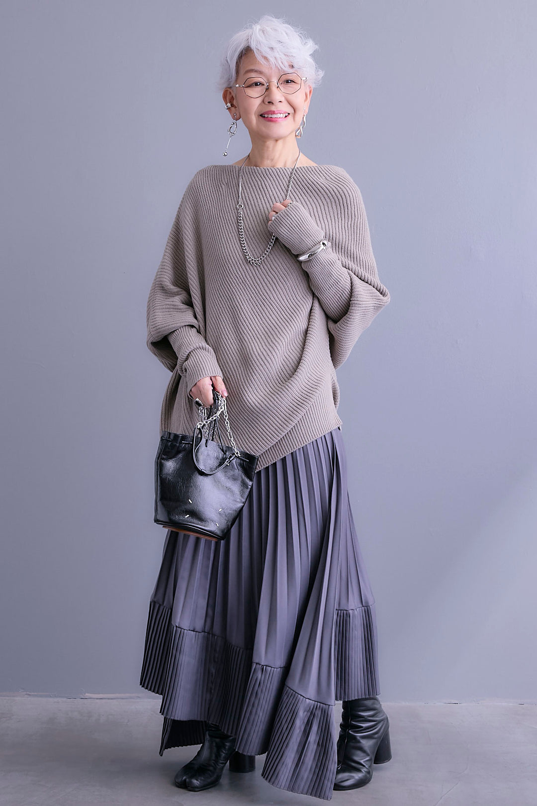 【SET】アシンメトリーボートネックドルマンニット+アシンメトリープリーツスカート(2set)