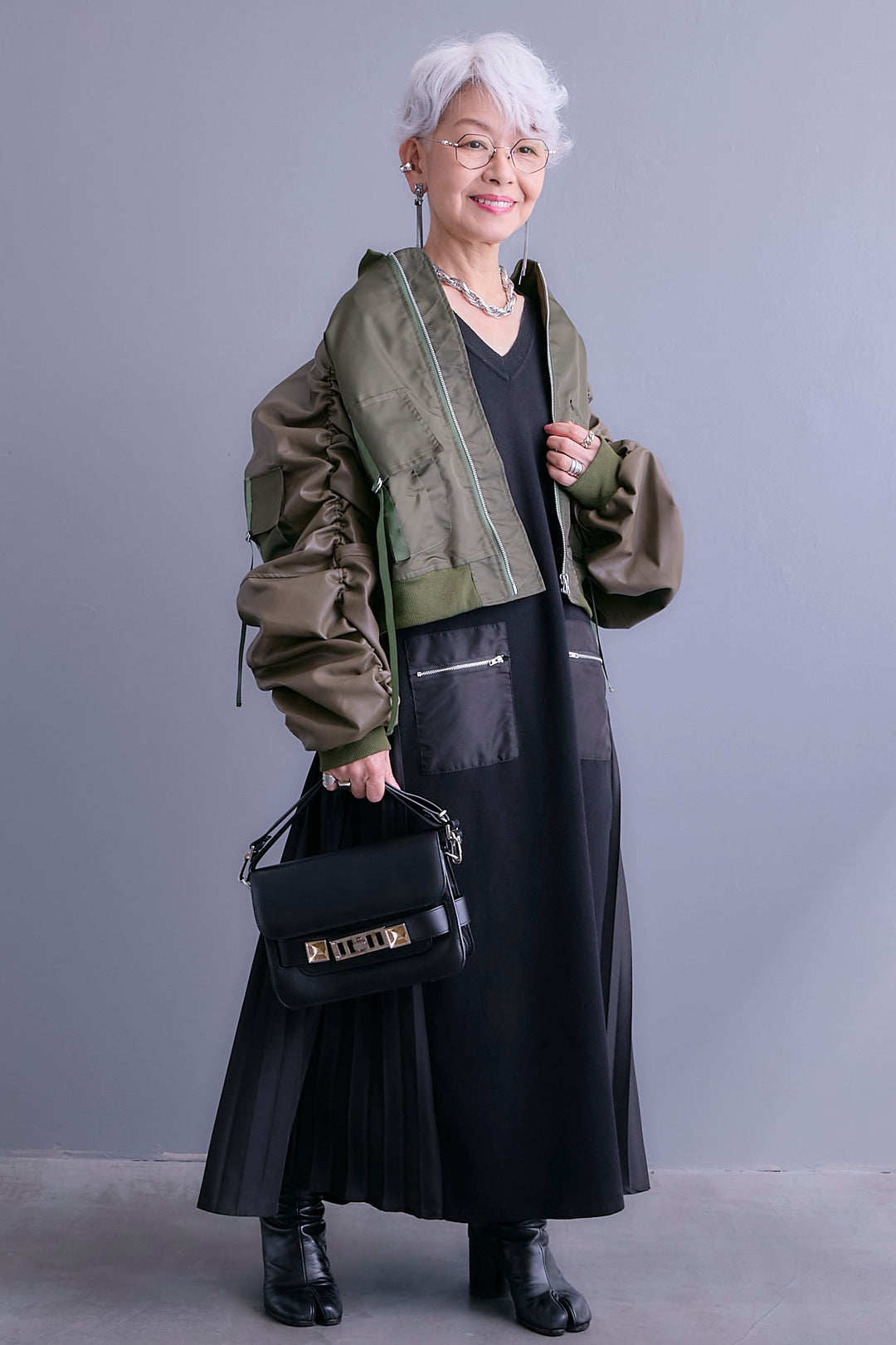 【SET】エコレザーシャーリングスリーブMA-1ブルゾン+ZIPポケットサイドプリーツニットワンピース(2set)