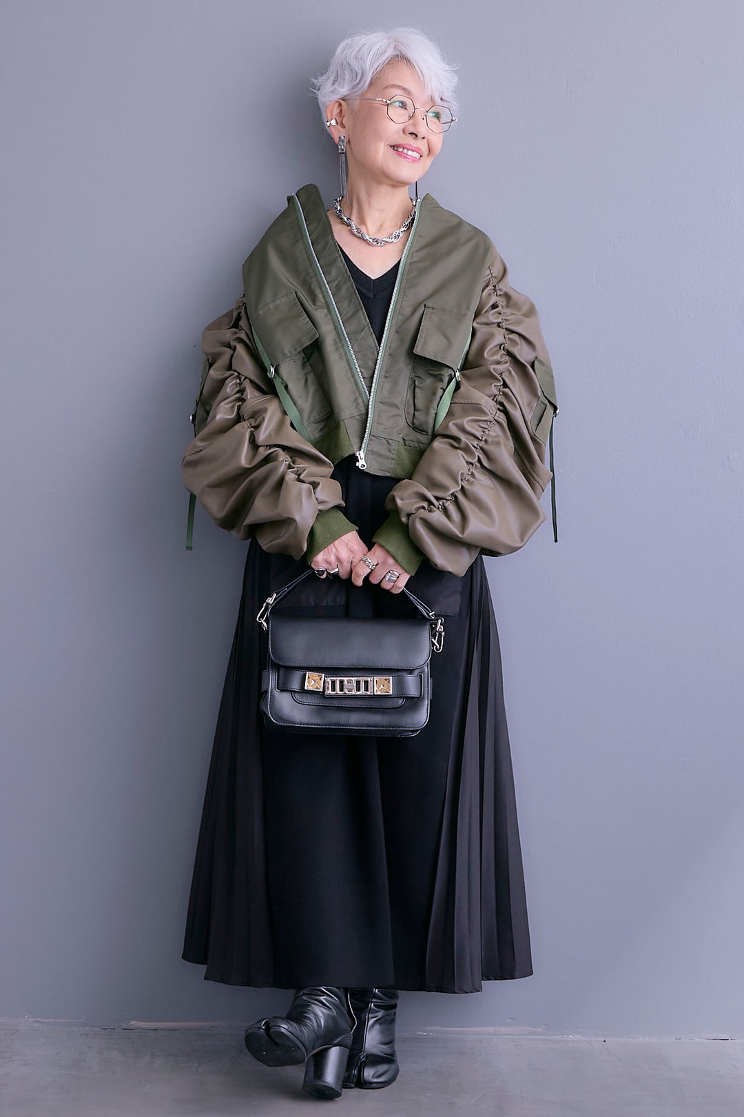 【SET】エコレザーシャーリングスリーブMA-1ブルゾン+ZIPポケットサイドプリーツニットワンピース(2set)