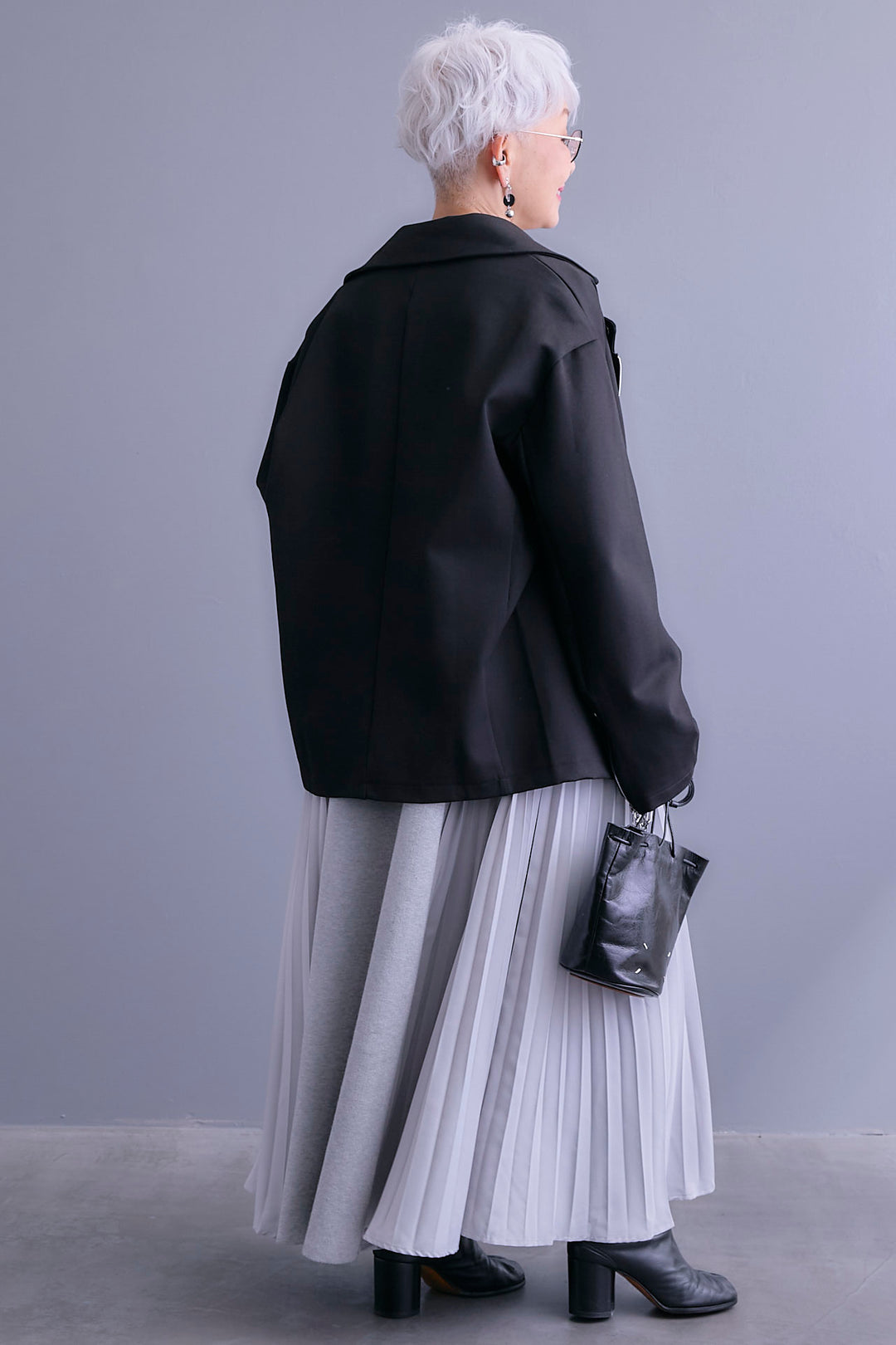 【SET】ライダースデザインジャケット+ZIPポケットサイドプリーツニットワンピース(2set)