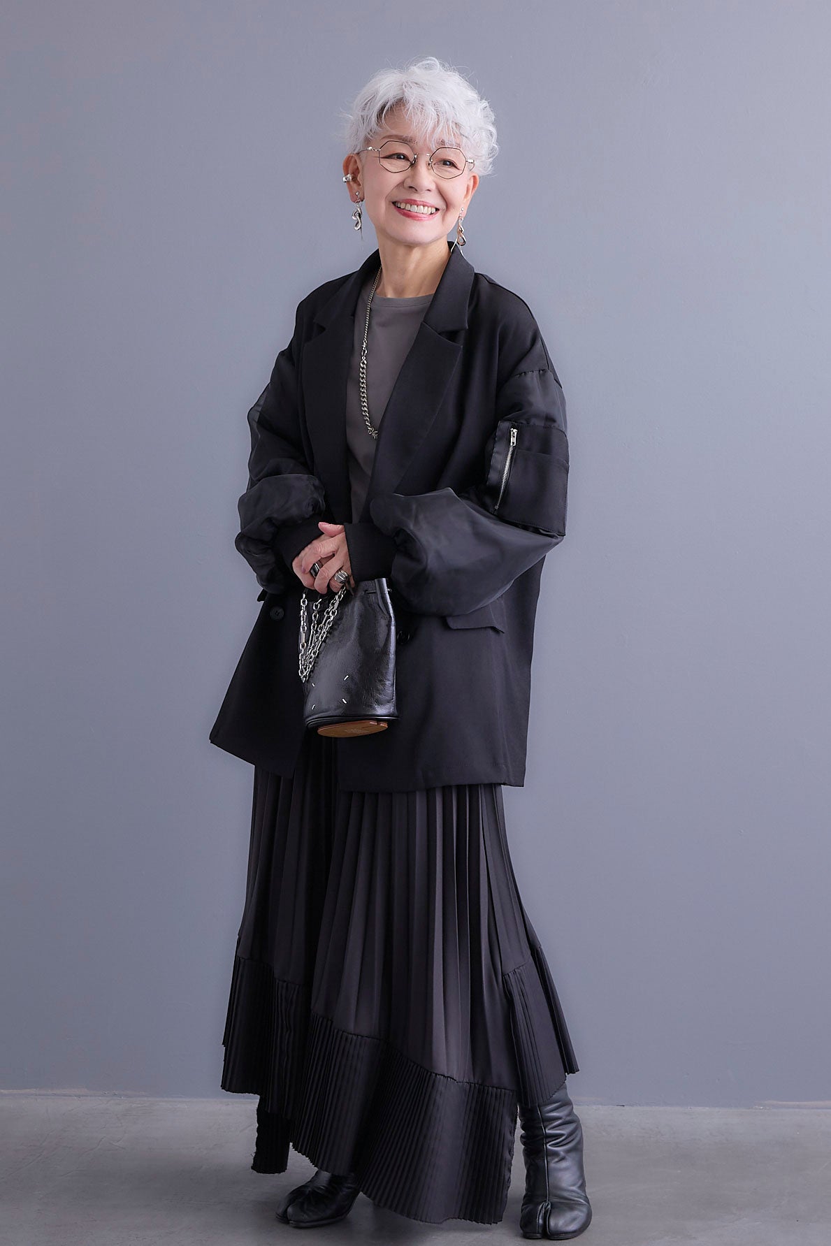 予約】アシンメトリーロンT – AIJAN