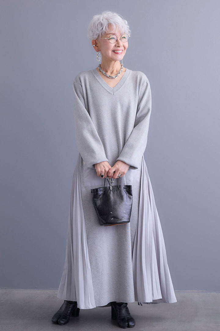 【予約】ZIPポケットサイドプリーツニットワンピース