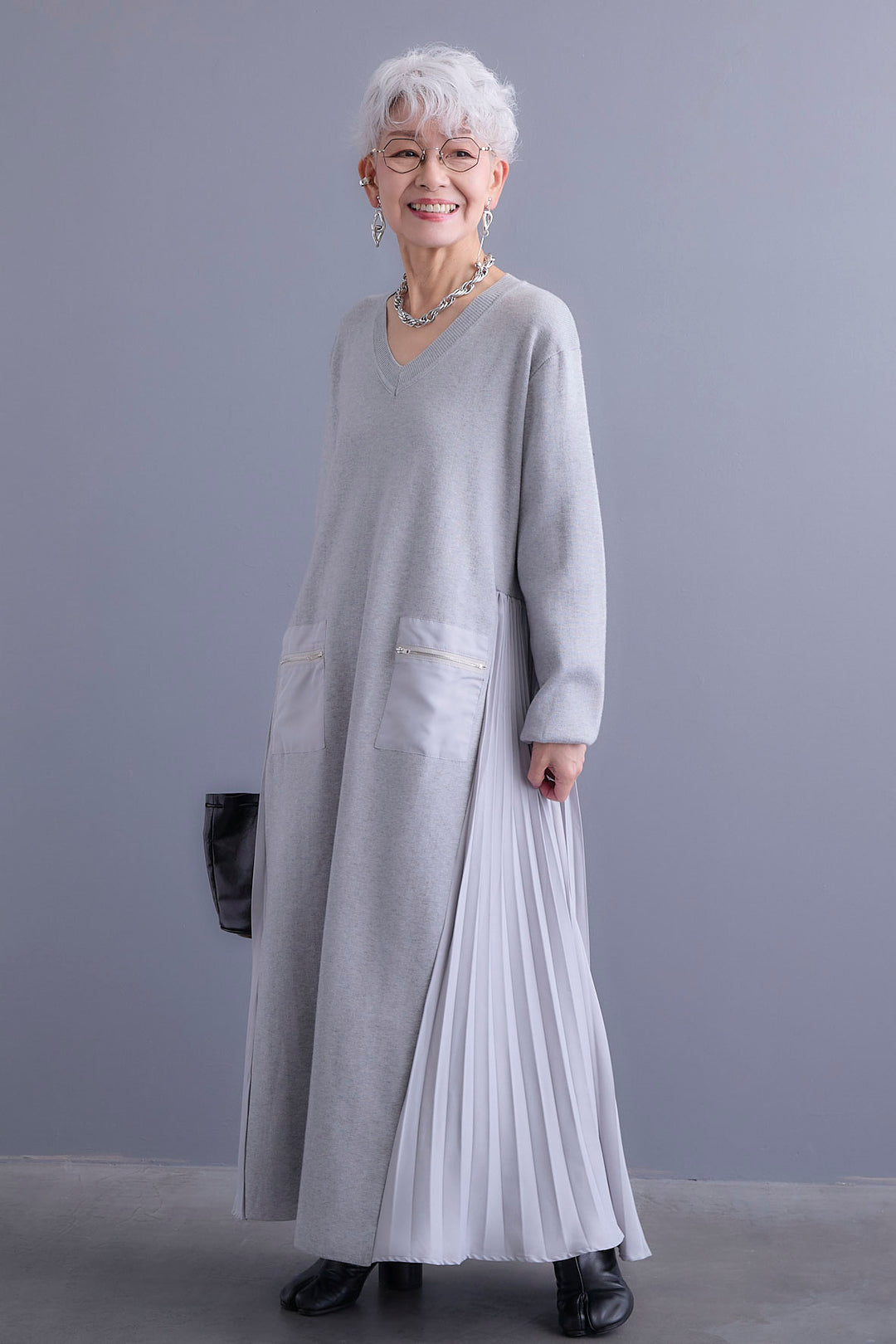 【予約】ZIPポケットサイドプリーツニットワンピース